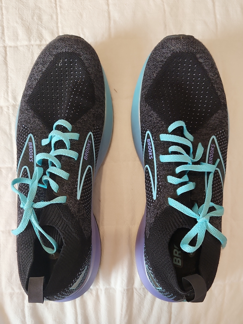 Brooks Women’s Black Running Shoes with Aqua Laces and Purple Midsole